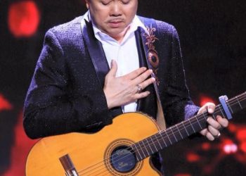 Nghệ sĩ bàng hoàng trước sự ra đi đột ngột của danh hài Chí Tài