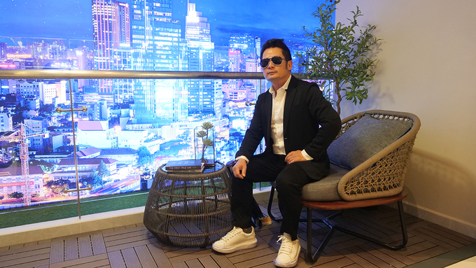 Ca sĩ Bằng Kiều "tâm đắc" vị trí của dự án và thích thú không gian tại Sky Villa phiên bản giới hạn