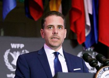 Con trai ông Biden bị điều tra