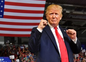 Diễn biến có lợi cho ông Trump: 17 bang ủng hộ vụ kiện chấn động của Texas