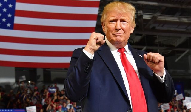 Diễn biến có lợi cho ông Trump: 17 bang ủng hộ vụ kiện chấn động của Texas