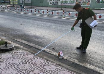 Truy bắt nhóm truy sát, chém chết người qua hai quận ở TP.HCM