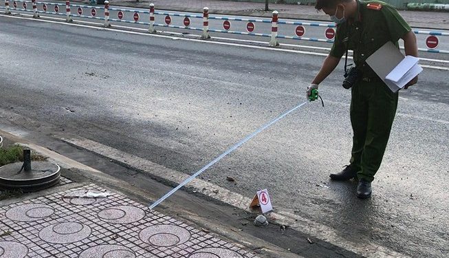 Truy bắt nhóm truy sát, chém chết người qua hai quận ở TP.HCM