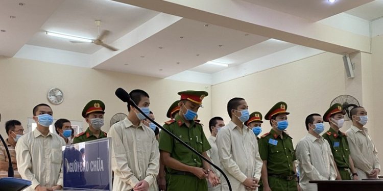 Trả nợ sai hẹn, thanh niên bị nhóm bạn chém chết thảm